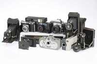 Dolls' house pictures and frames,